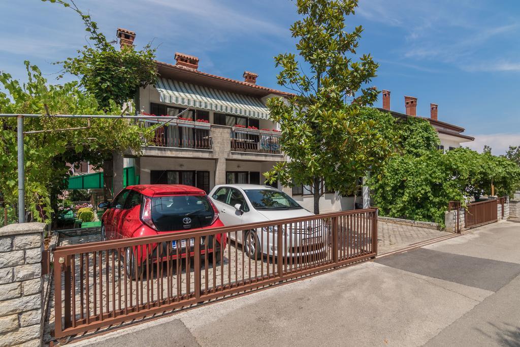 Apartments Villa Katana Пореч Екстер'єр фото